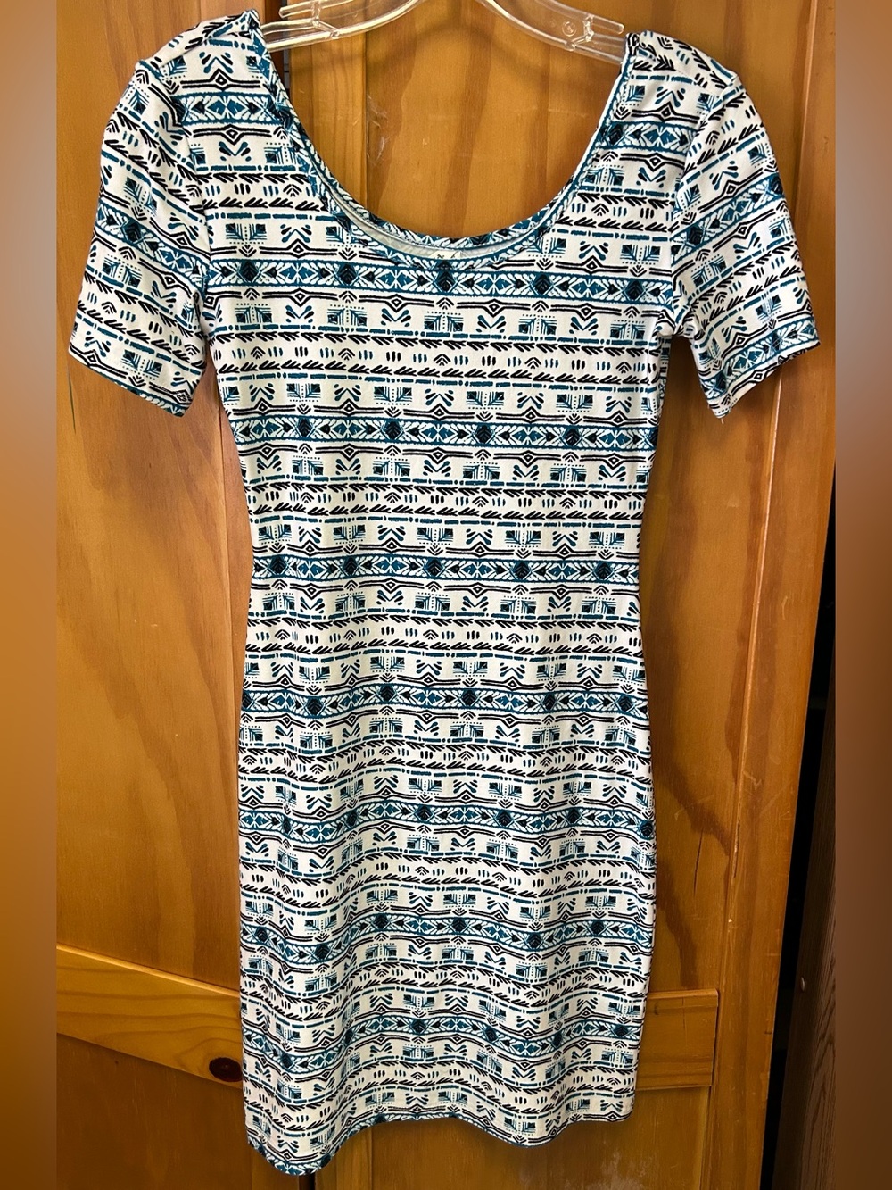 Mudd White & Teal Geometric Scoop Neck Mini Dress Size S